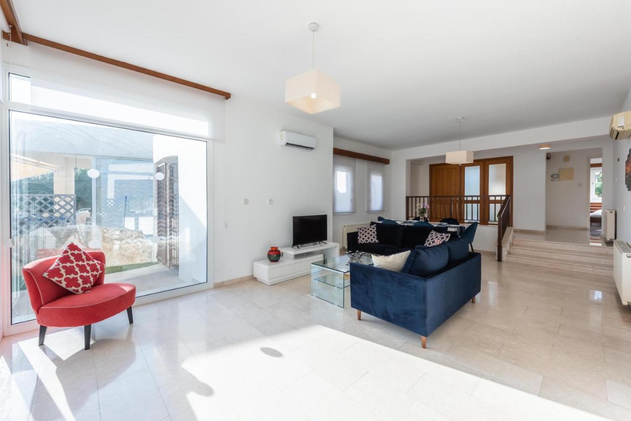 Villa Marina Sunrise By Ezoria Villas Korall-öböl Kültér fotó